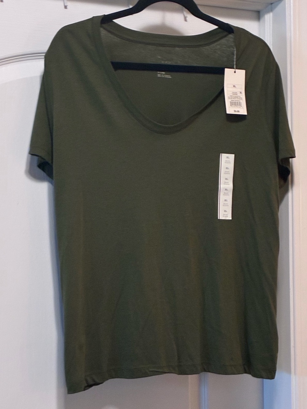 NWT ‘a new day’ Olive Green ShortSleeve VNeck Tee - Adult XL